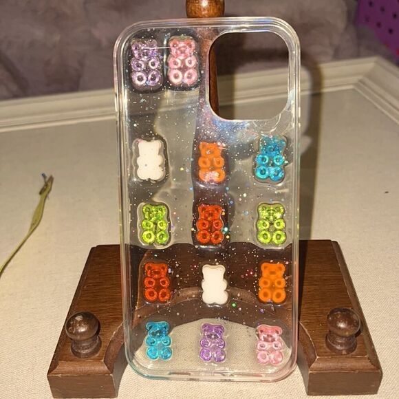 iPhone 12 Pro Max clear sparkles acrylic case with 3D gummy bears - Picture 4 of 7